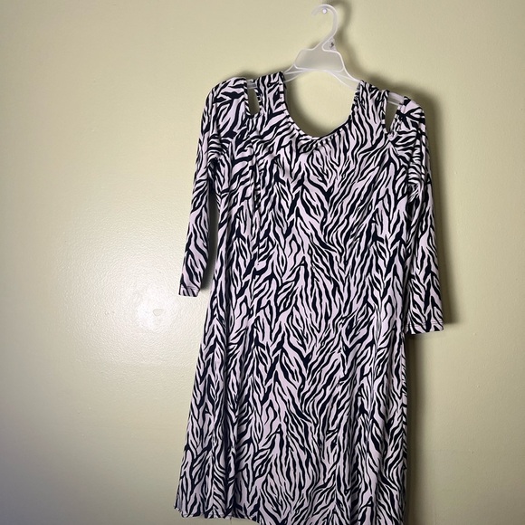 Simonton Says Dresses & Skirts - Simonton says Zebra Print Dress